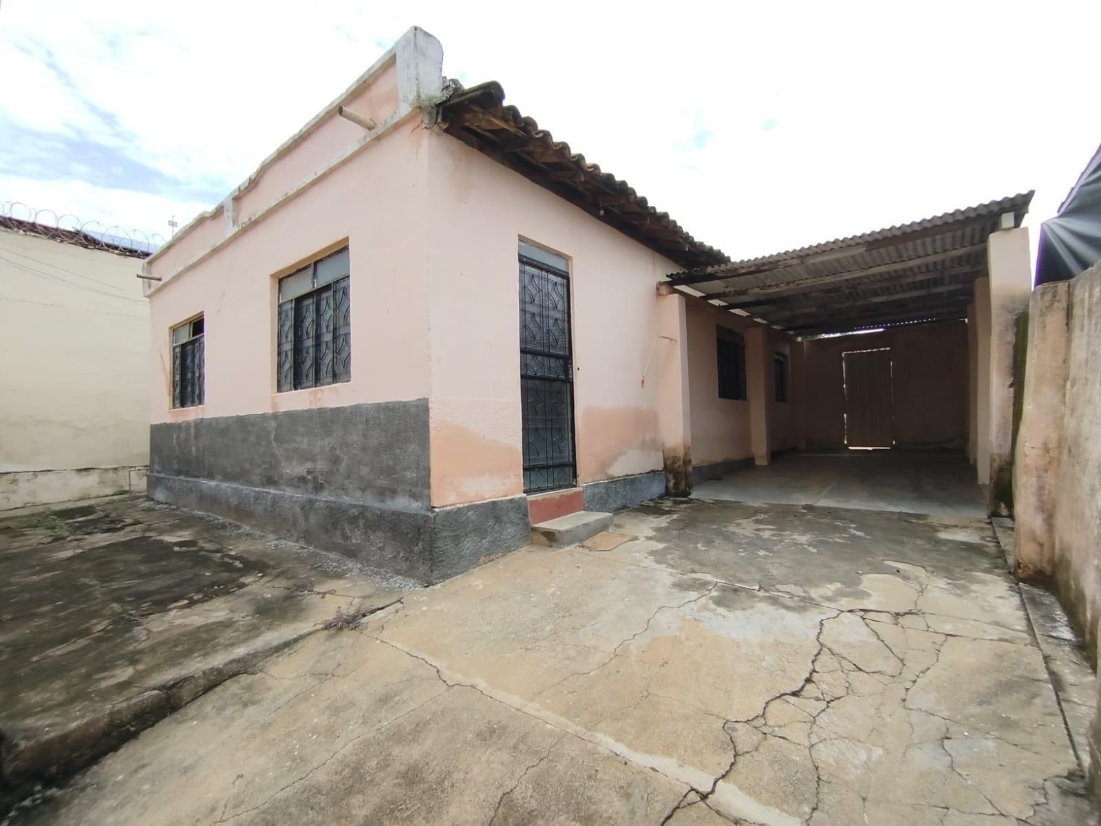 Casa para locação, Alto Planalto, Araçuaí, MG