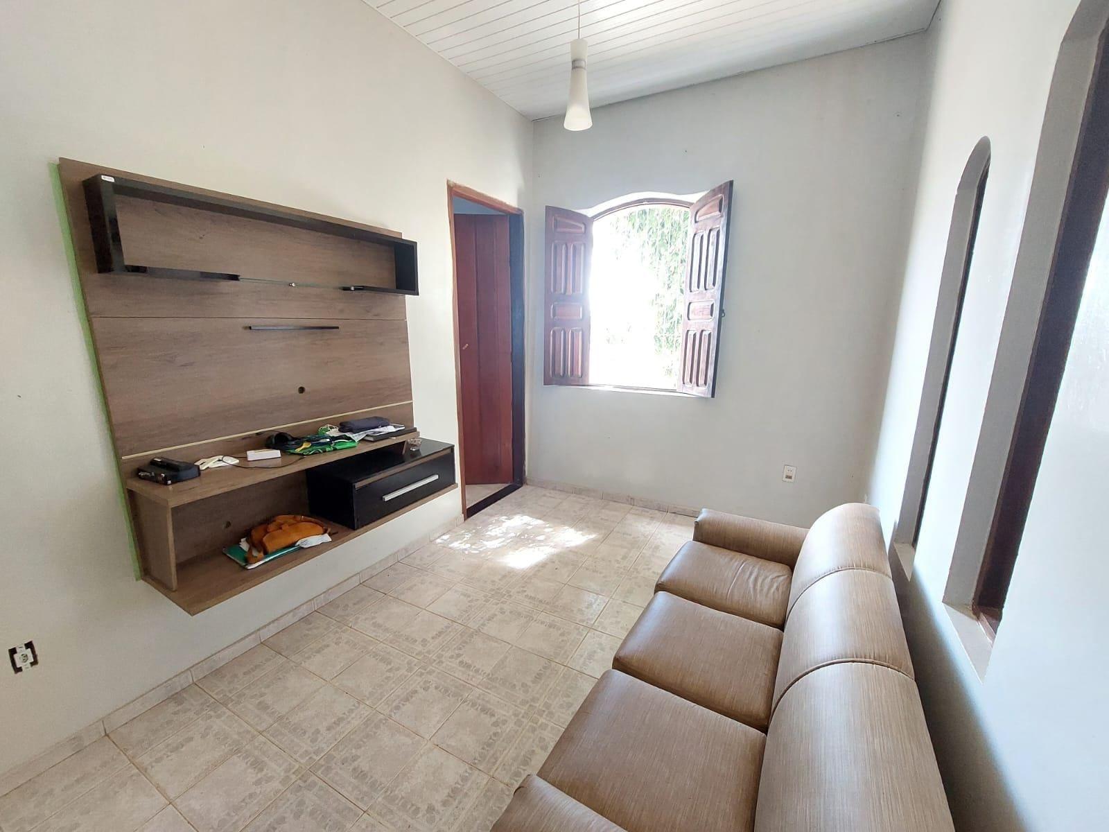 Casa para locação, Centro, Araçuaí, MG