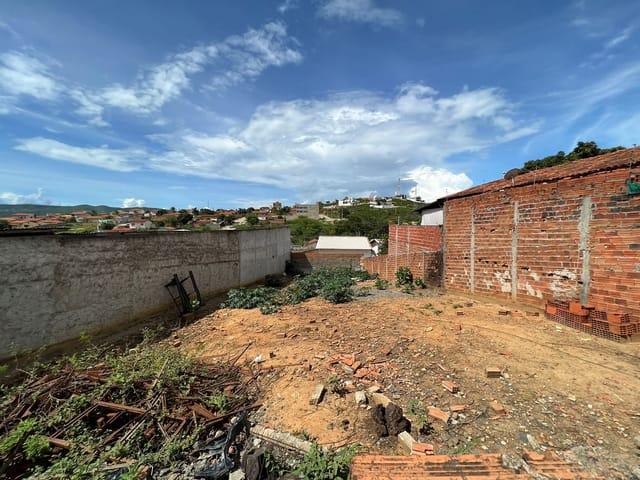 Terreno à venda, Vila Magnólia, Araçuaí, MG